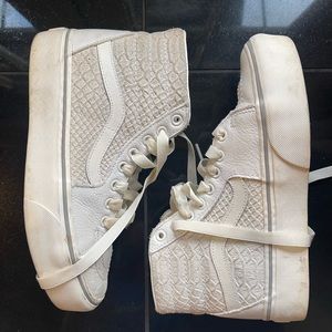 Hi Top Platform Snakeskin Vans